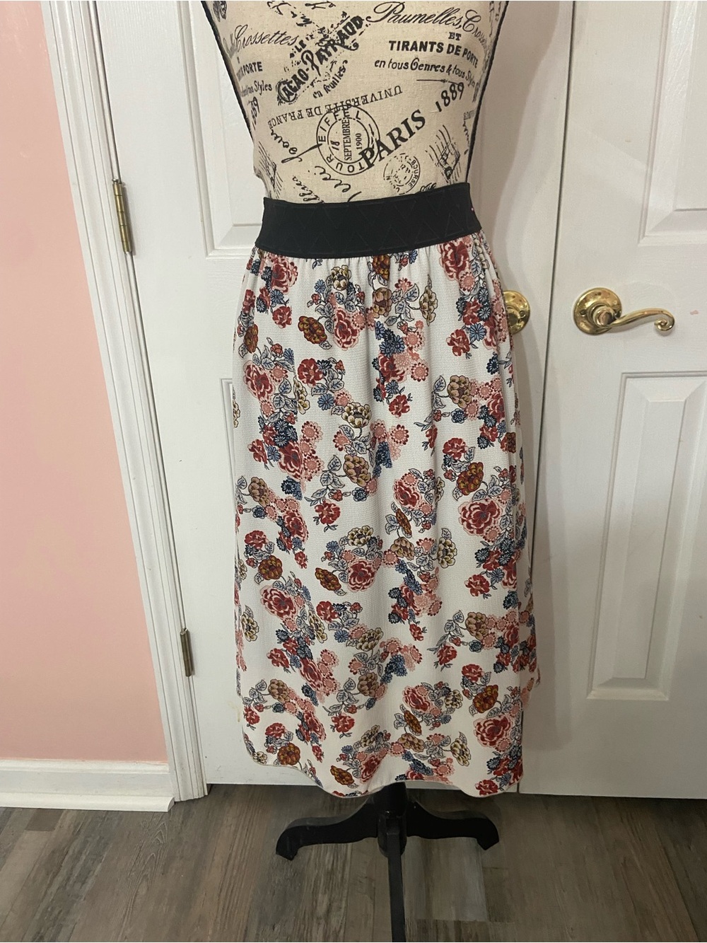 Lularoe Lola skirt
